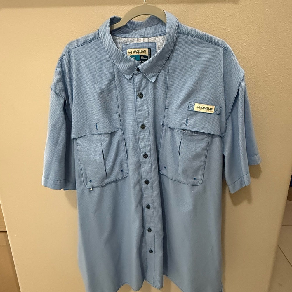 Magellan Outdoors Men's Blue Shirt
